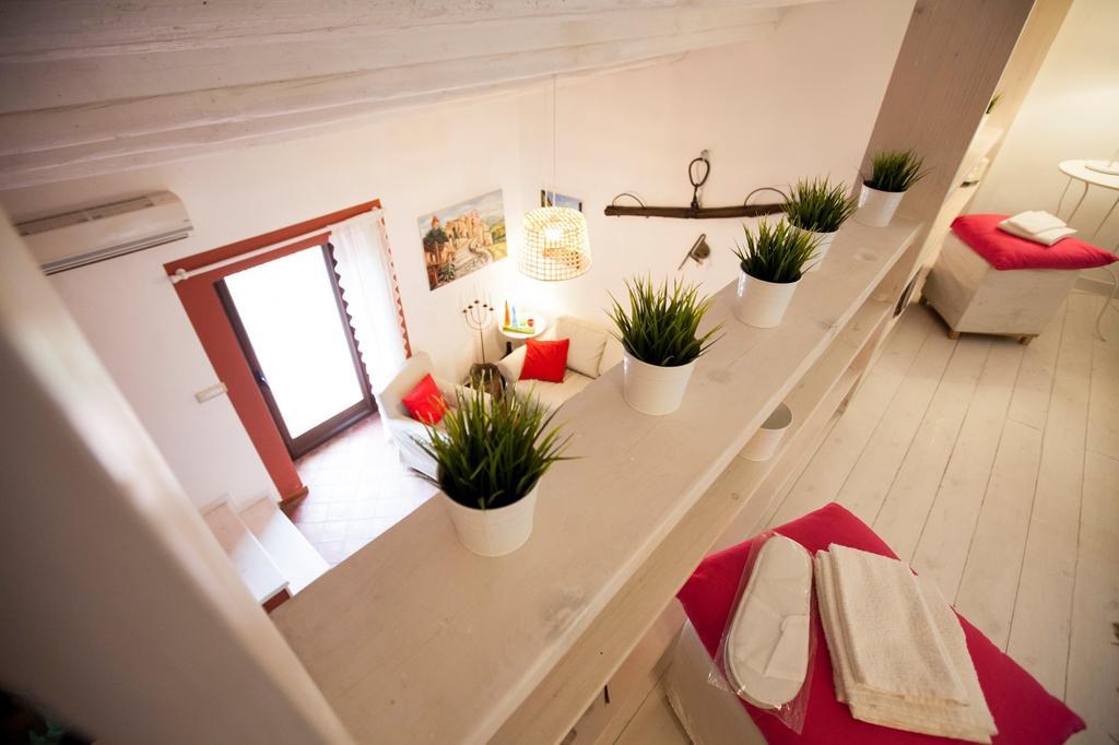 エンナ La Casa Sulla Rocciaヴィラ エクステリア 写真